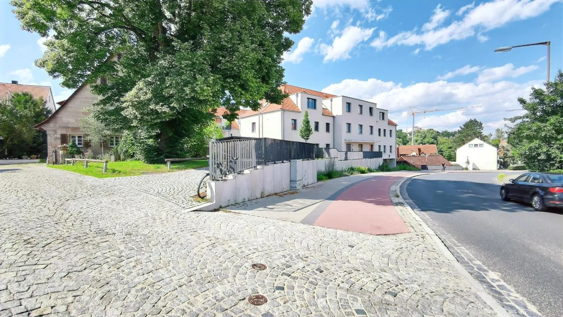 Univercity Apartment Fuer Bis Zu 4, Terrasse, Grill Erlangen